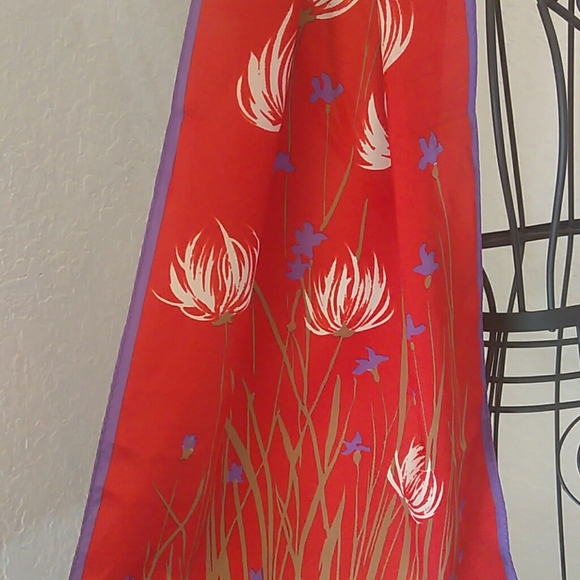 Vintage Scarf Versa by Vera Flowers - Picture 2 of 5